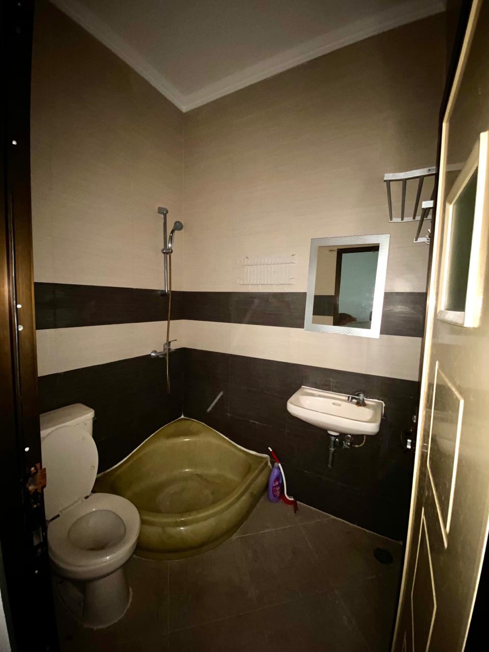 Rumah Disewakan di Cluster Taman Beverly Lippo Cikarang